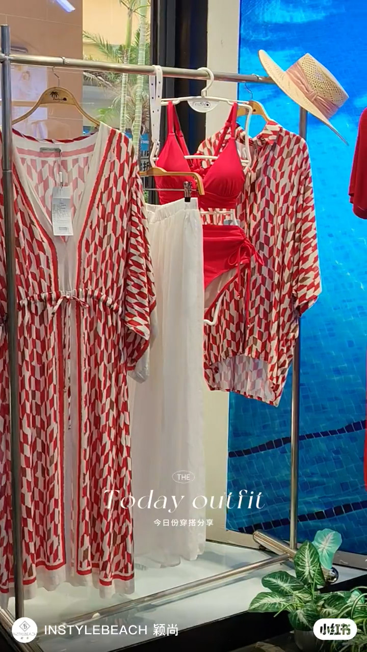 马年第一波开运红三亚海边就穿这套